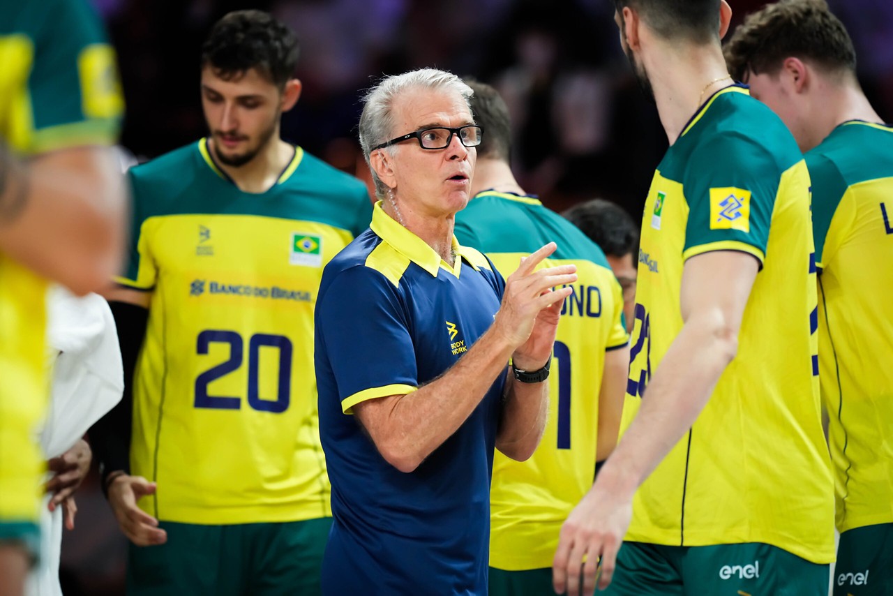 Brasil e Eslovênia se enfrentam em Fukuoka