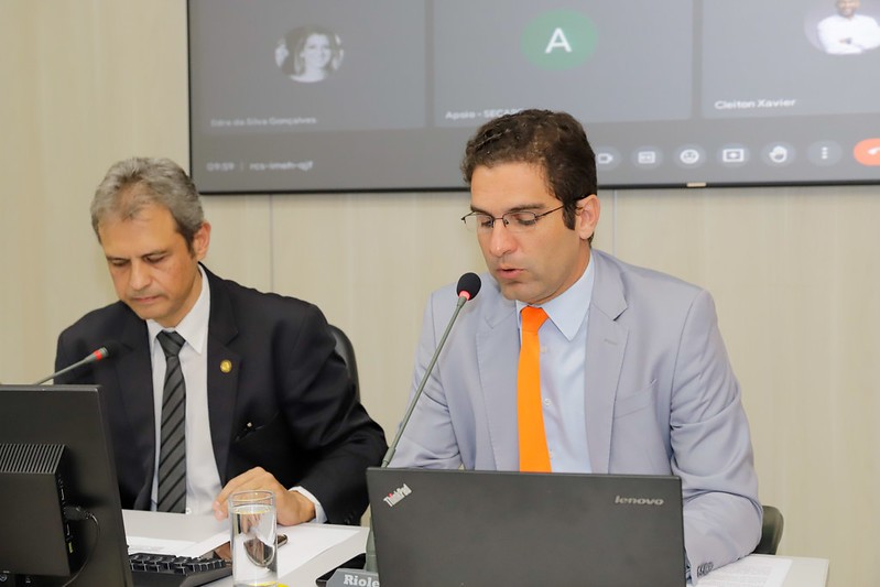 Vereador Braulio Lara (Novo), conduz oitiva na CPI da Pampulha