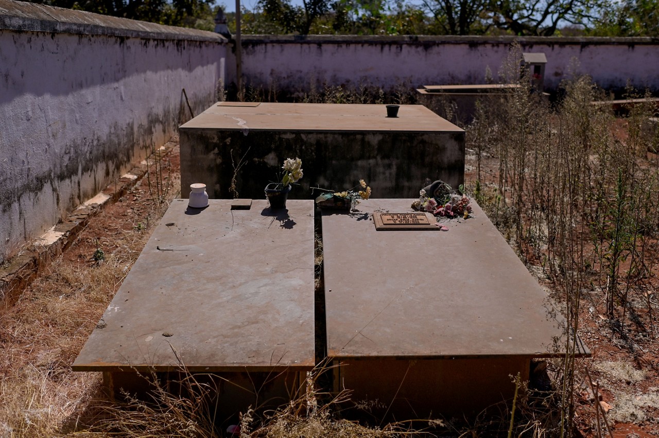 Cemitério de Angueretá, em Minas Gerais