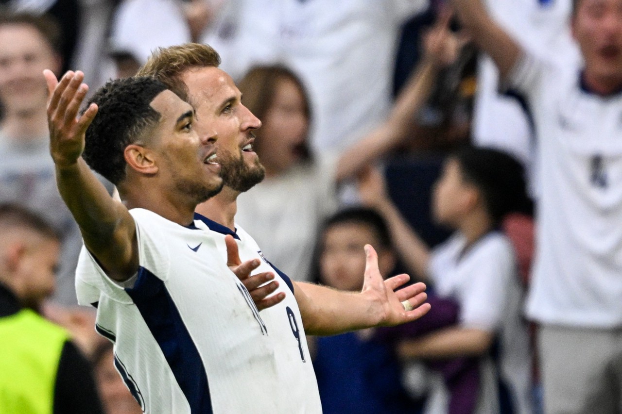Bellingham e Kane foram os autores dos gols da Inglaterra diante da Eslováquia 