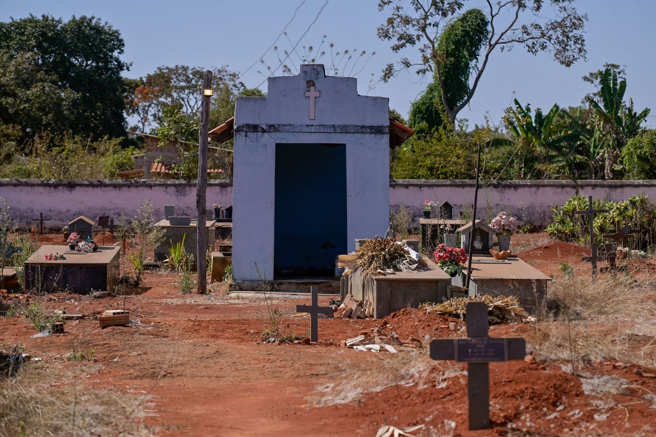 Cemitério de Angueretá: Zé Figueiredo e Nego Cecílio estão enterrados um ao lado do outro
