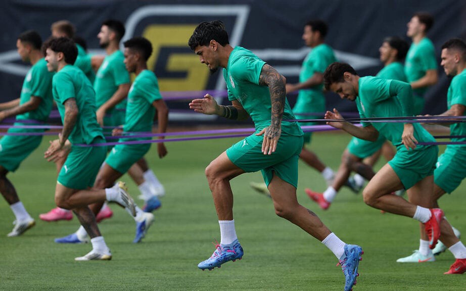 Elenco do Palmeiras em preparação durante treinamento, na Universidade da Carolina do Norte. (Foto: Cesar Greco/Palmeiras/by Canon)