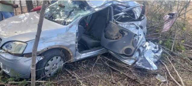 Acidente grave na MG-892 deixa dois mortos e duas pessoas feridas, entre elas uma criança