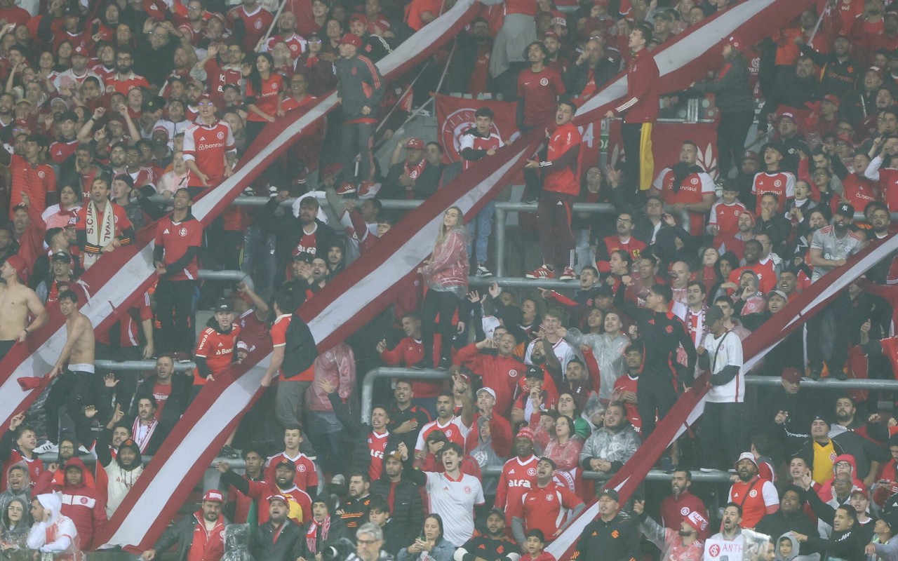 Guarda Popular voltará ao estádio após ausência de dois jogos (Foto: Ricardo Duarte/SC Internacional)