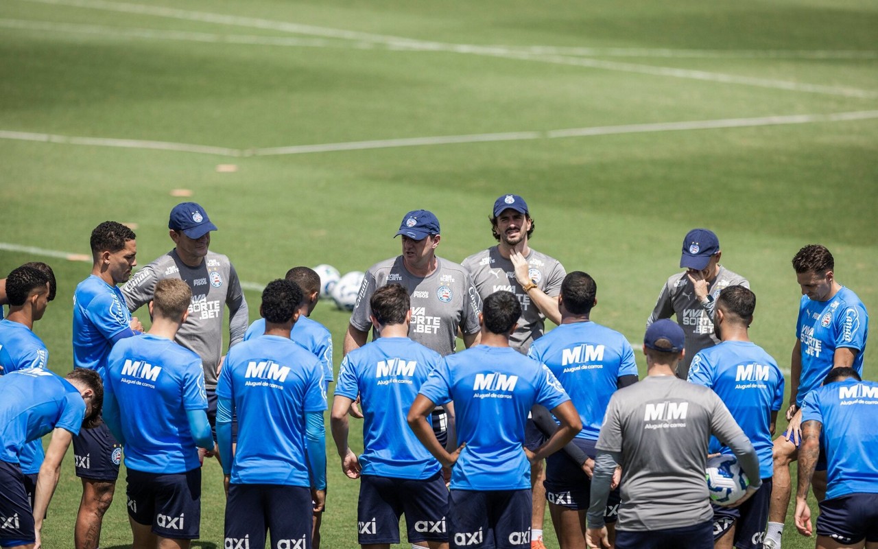 Rogério Ceni reúne elenco do Bahia antes de treino Foto: Letícia Martins / EC Bahia