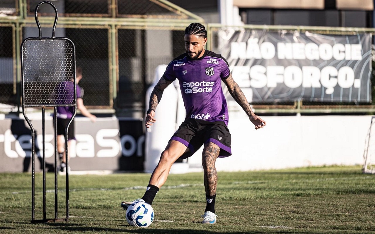 Ceará durante treino (Foto: Gabriel Silva/Ceará SC)
