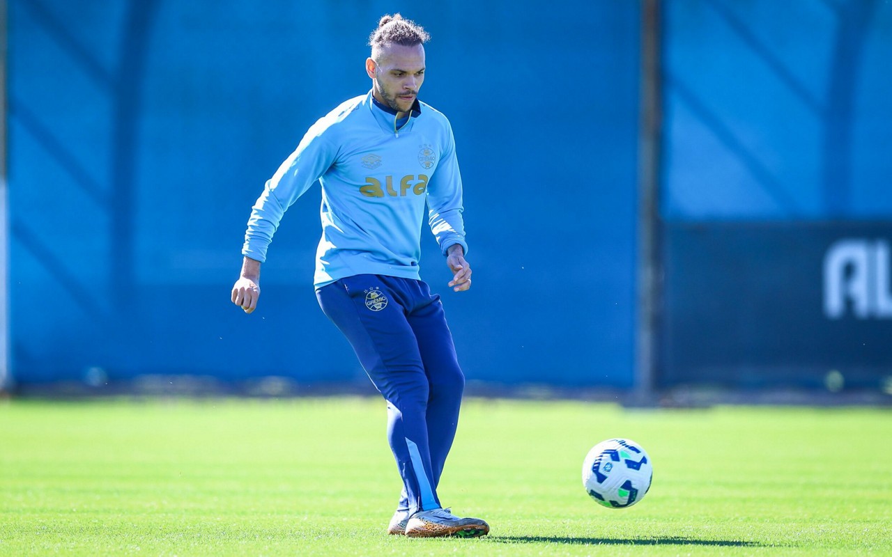 Braithwaite retorna contra o Ceará. (Foto: Lucas Uebel/Grêmio FBPA)
