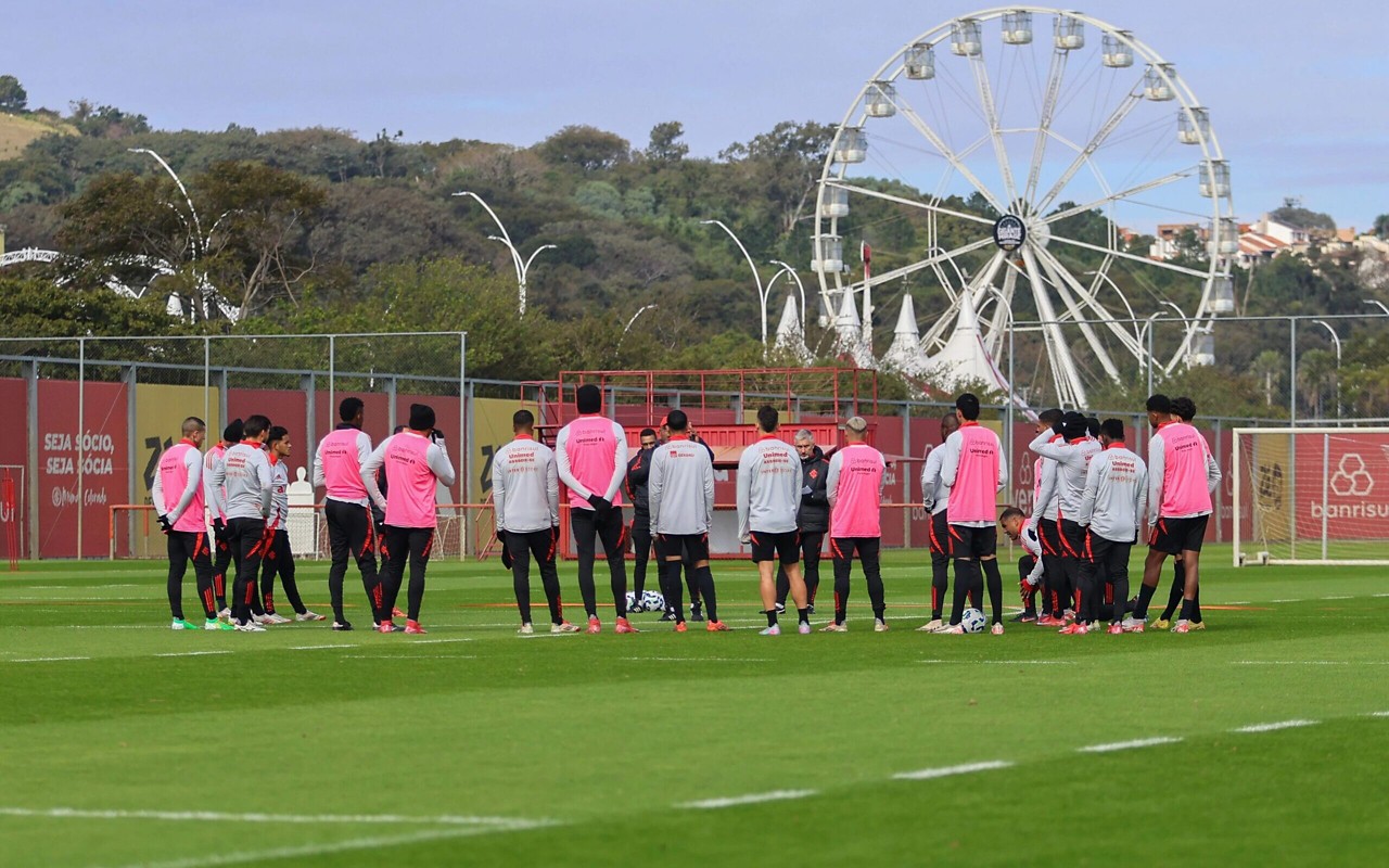 Treino do Internacional no CT Parque Gigante (Foto: Ricardo Duarte/SC Internacional)