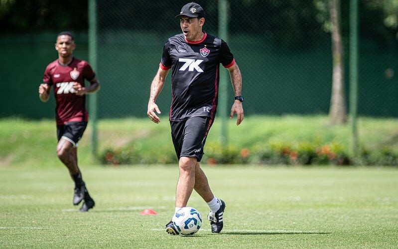 Rúben Rodrigues em treino do Vitória no Barradão (Foto: Victor Ferreira / EC Vitória)
