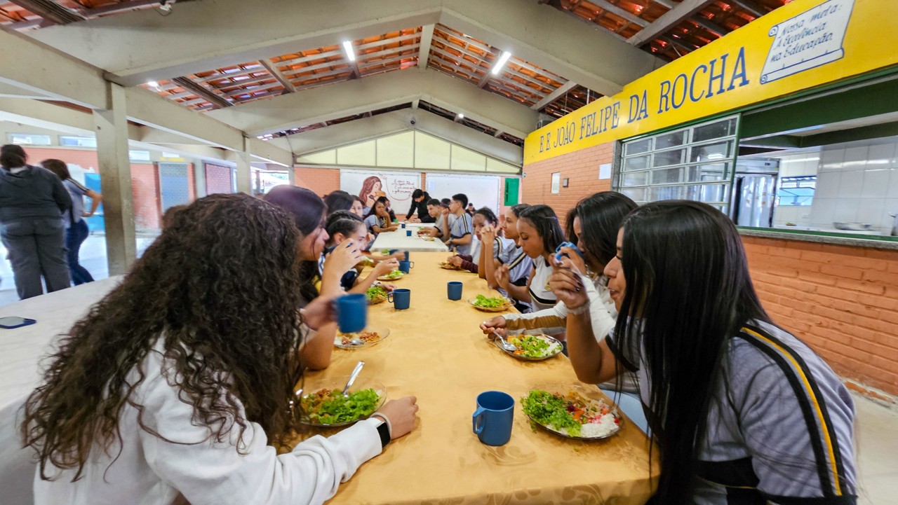 As compras da agricultura familiar no ano ado representaram 37% de tudo que é oferecido para a alimentação dos alunos mineiros