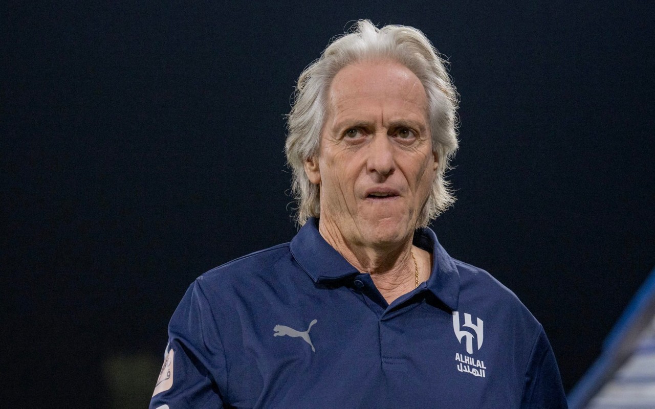 Jorge Jesus é o treinador do Al-Hilal (Foto: AFP)