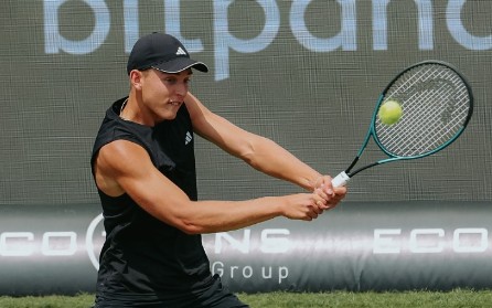 Justin Engel, aos 17 anos, venceu a estreia em Stuttgart (Divulgação)