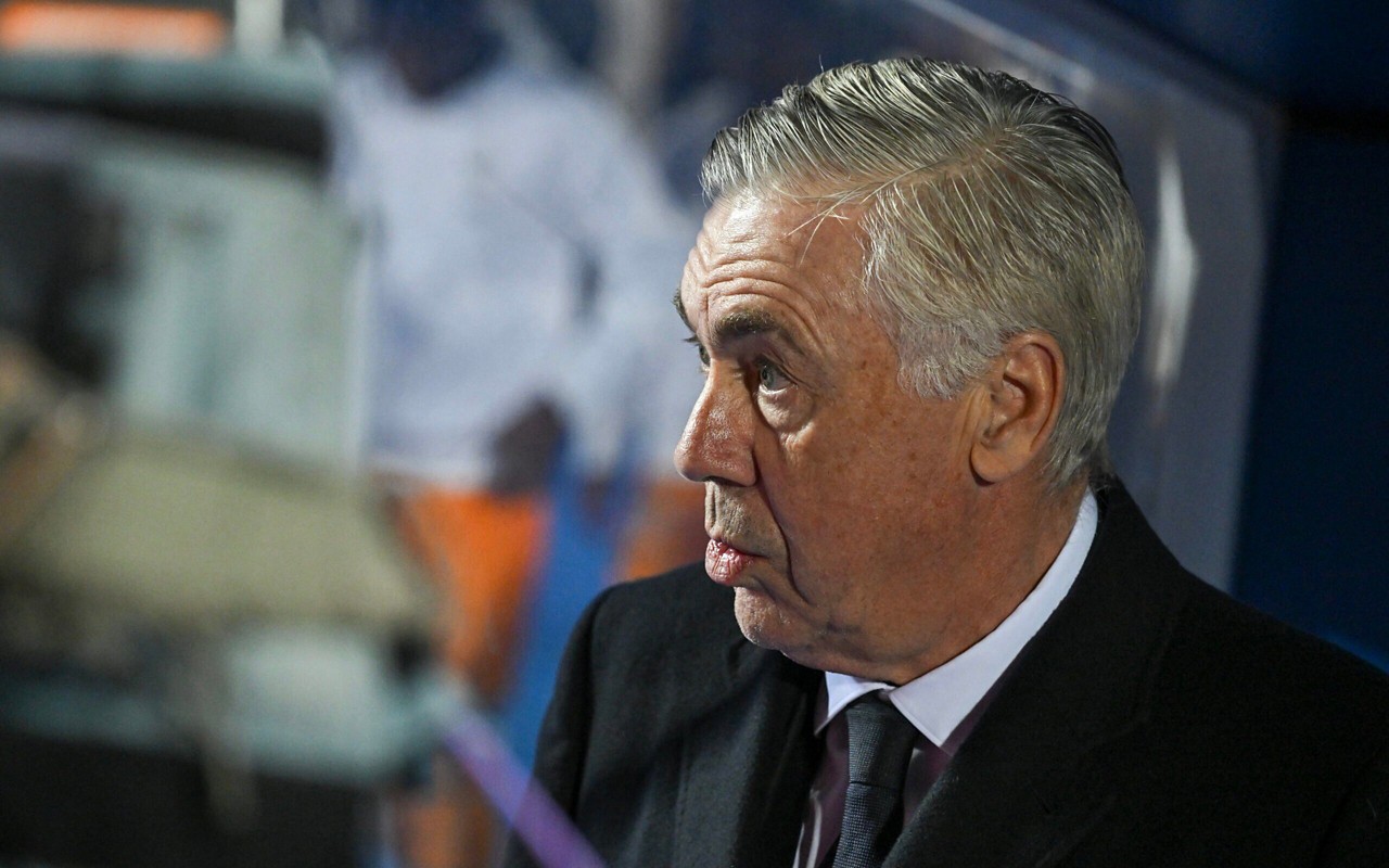 Carlo Ancelotti é técnico do Real Madrid desde 2021 (Foto: Javier Soriano / AFP)