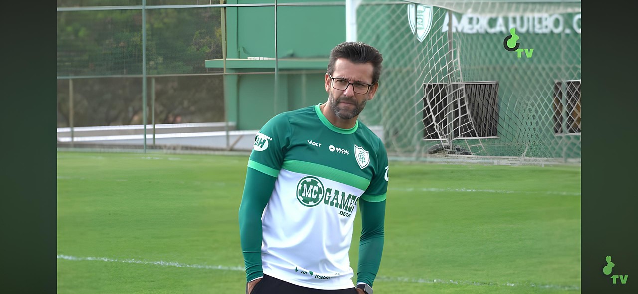 Alberto Valentim é o novo técnico do América 