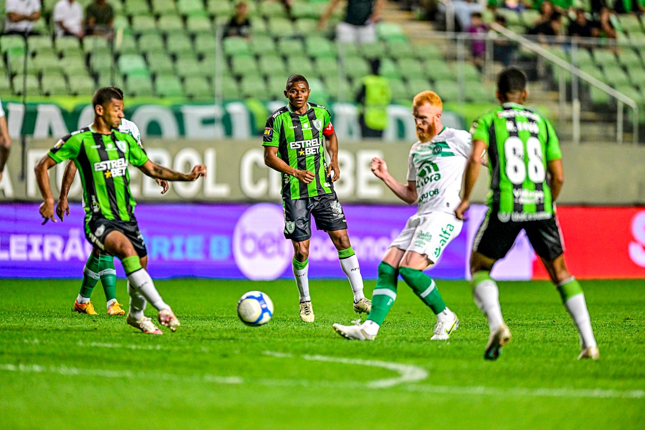 América empatou sem gols com a Chapecoense na Arena Independência pela 22ª rodada da Série B