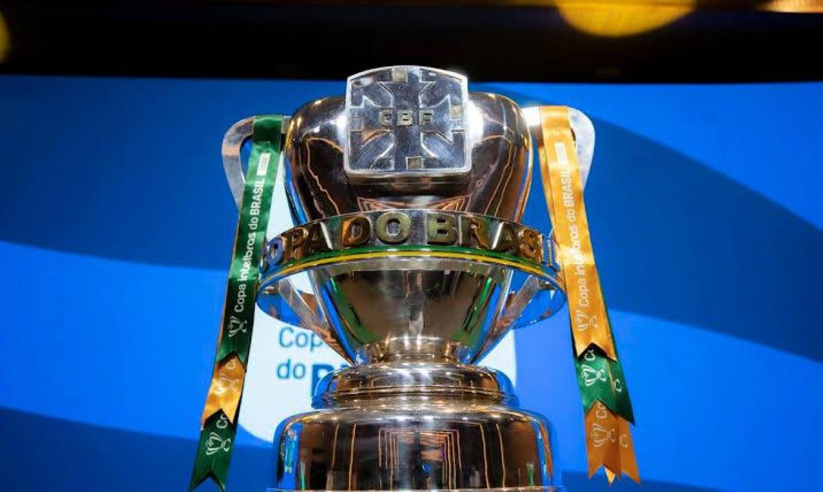 A cobiçata taça da Copa do Brasil, objeto de desejo do América e de dezenas de clubes brasileiros