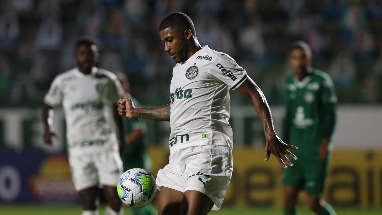Emerson Santos, novo reforço do América, já passou pelo Palmeiras 