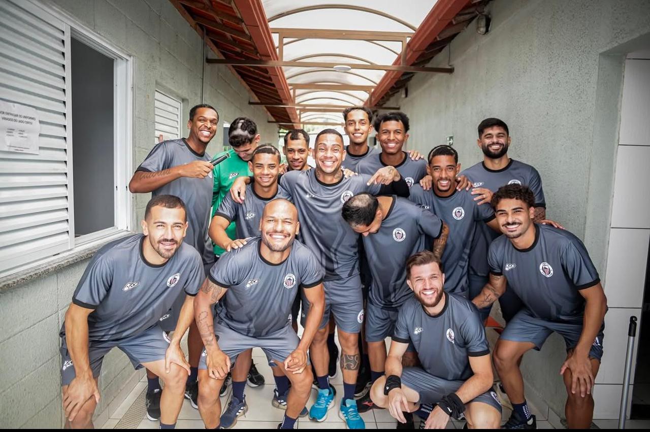 Parte do elenco do Itabirito para a temporada 2025, mesclando jogadores experientes com atletas que vieram da base