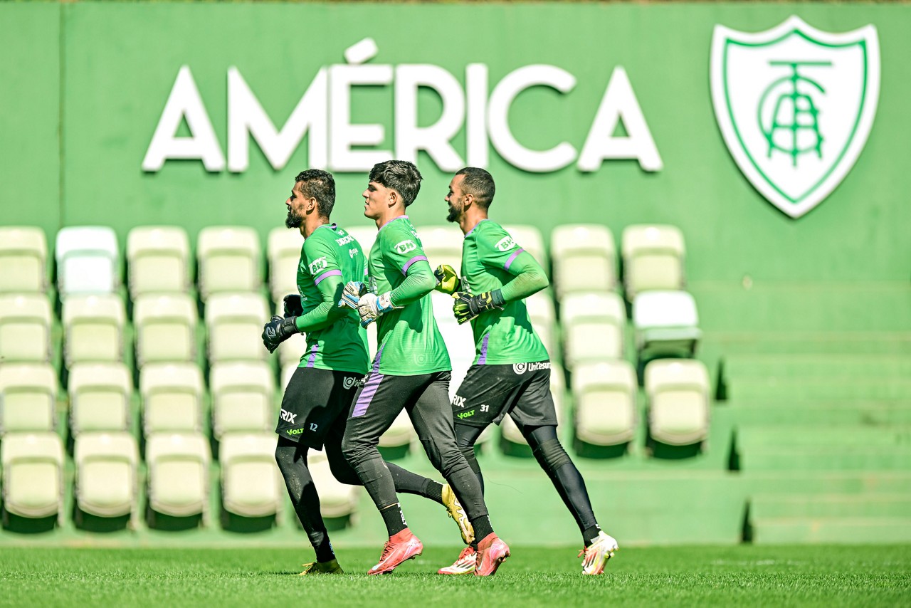 Treino do América no CT Lanna Drumond