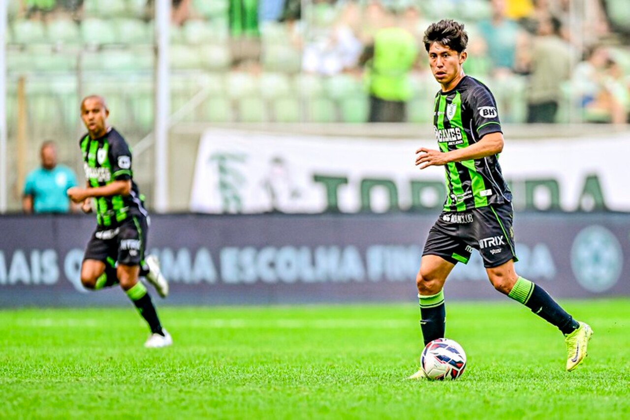 O meia boliviano Miguelito do América é uma das esperanças do time de balançar as redes na Série B