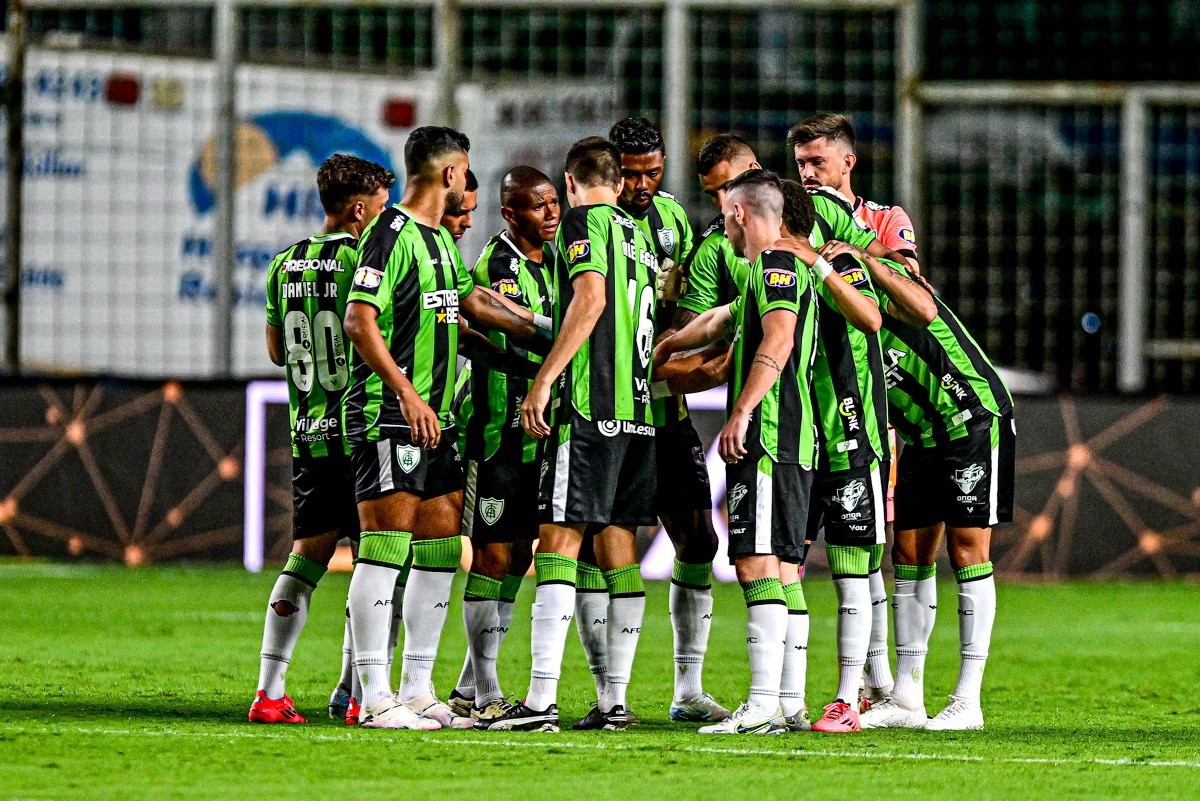 América está escalado para enfrentar o Brusque, neste domingo (24), às 18h30, no Independência, pela última rodada da Série B do Brasileiro
