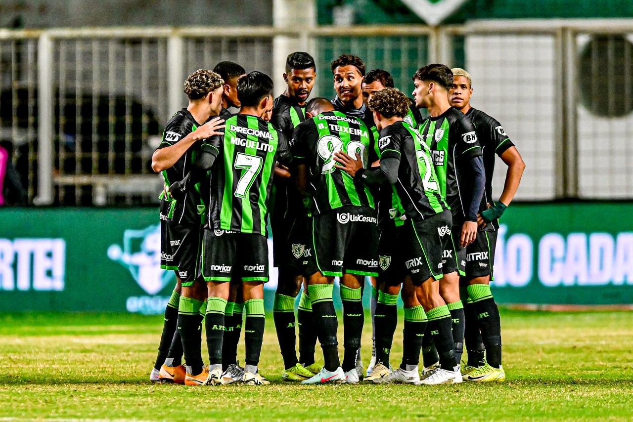 América atravessa um péssimo momento na Série B, com derrotas para Athletic, Novorizontino e Chapecoense em sequência