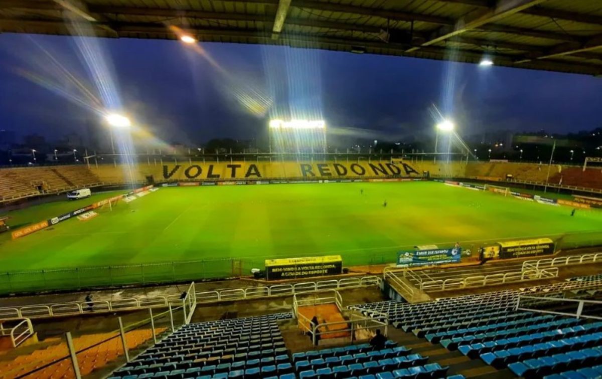 Volta Redonda e América se enfrentam no Raulino de Oliveira, em Volta Redonda-RJ