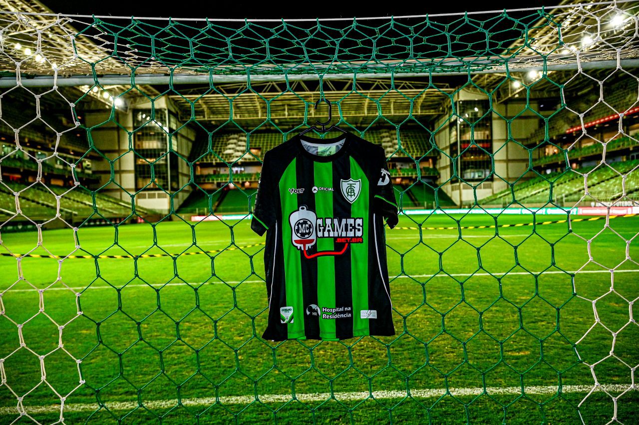 Camisa do América vai 'mudar' durante a partida em campanha para doação de sangue