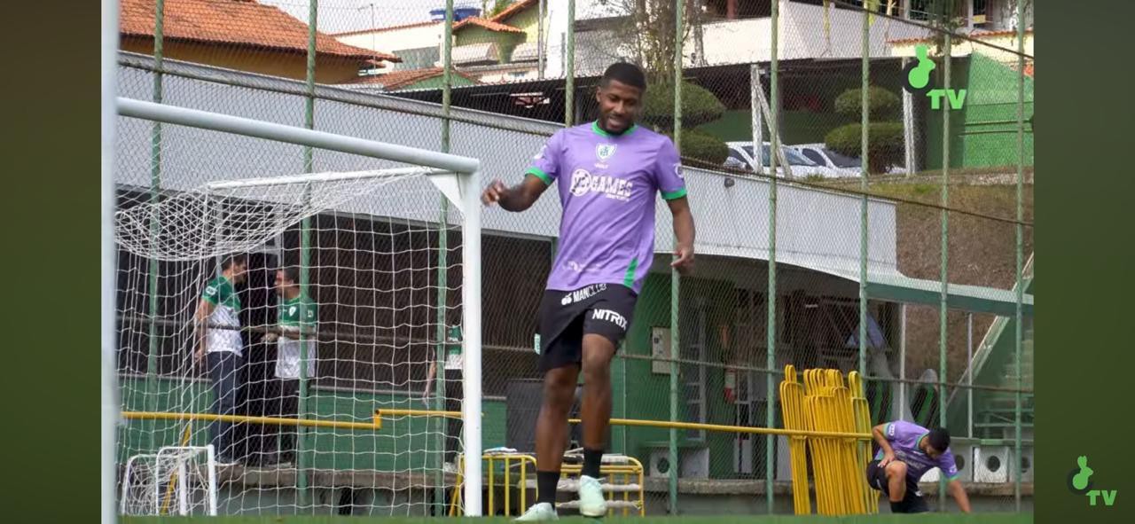 Emerson Santos, ex-Ponte Preta, é o novo reforço do América 