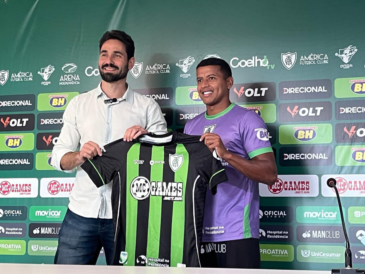 Maguinho foi apresentado pelo América nesta quarta-feira (20/8)