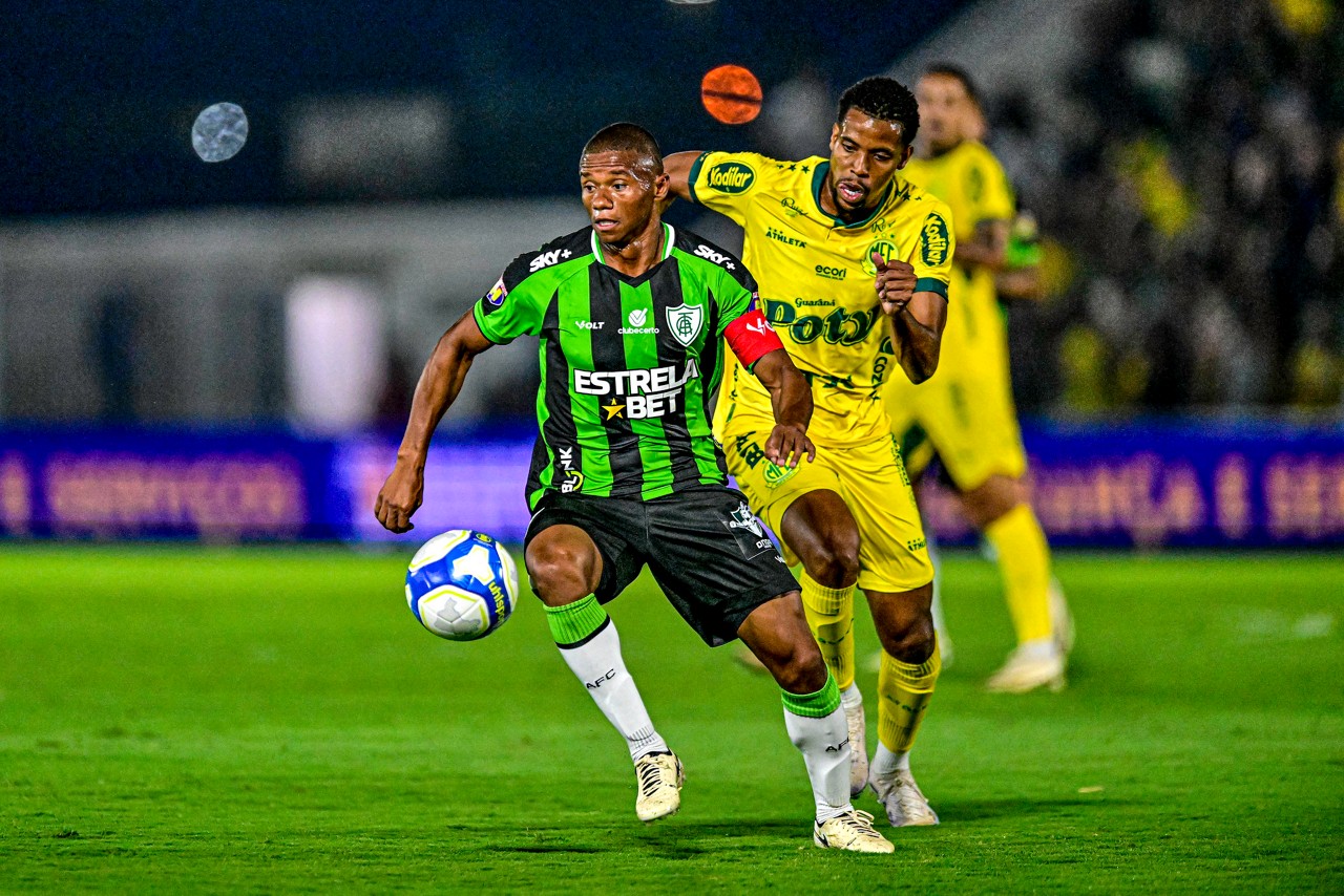 Partida entre Mirassol e América, válida pela 24ª rodada do Campeonato Brasileiro da Série B