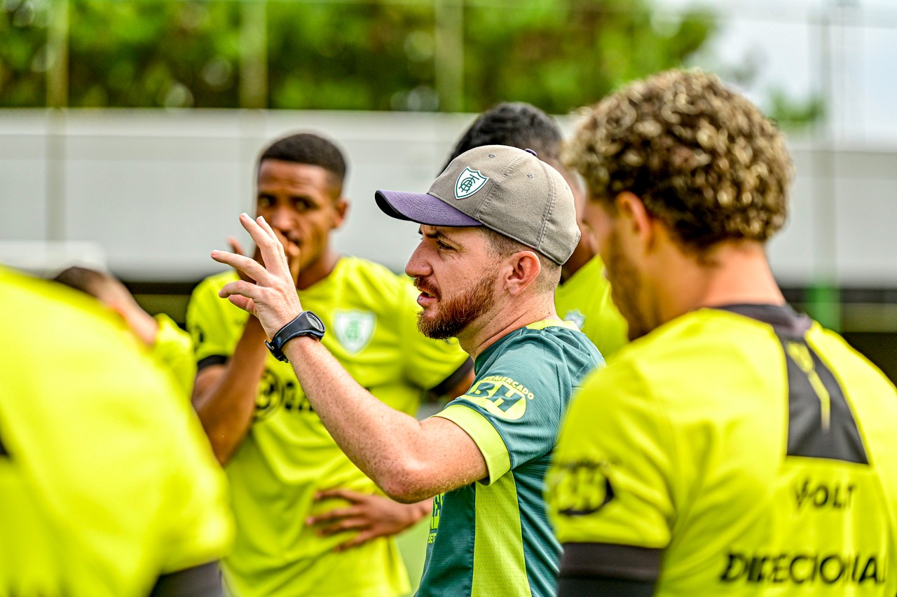 Técnico William Batista - América
