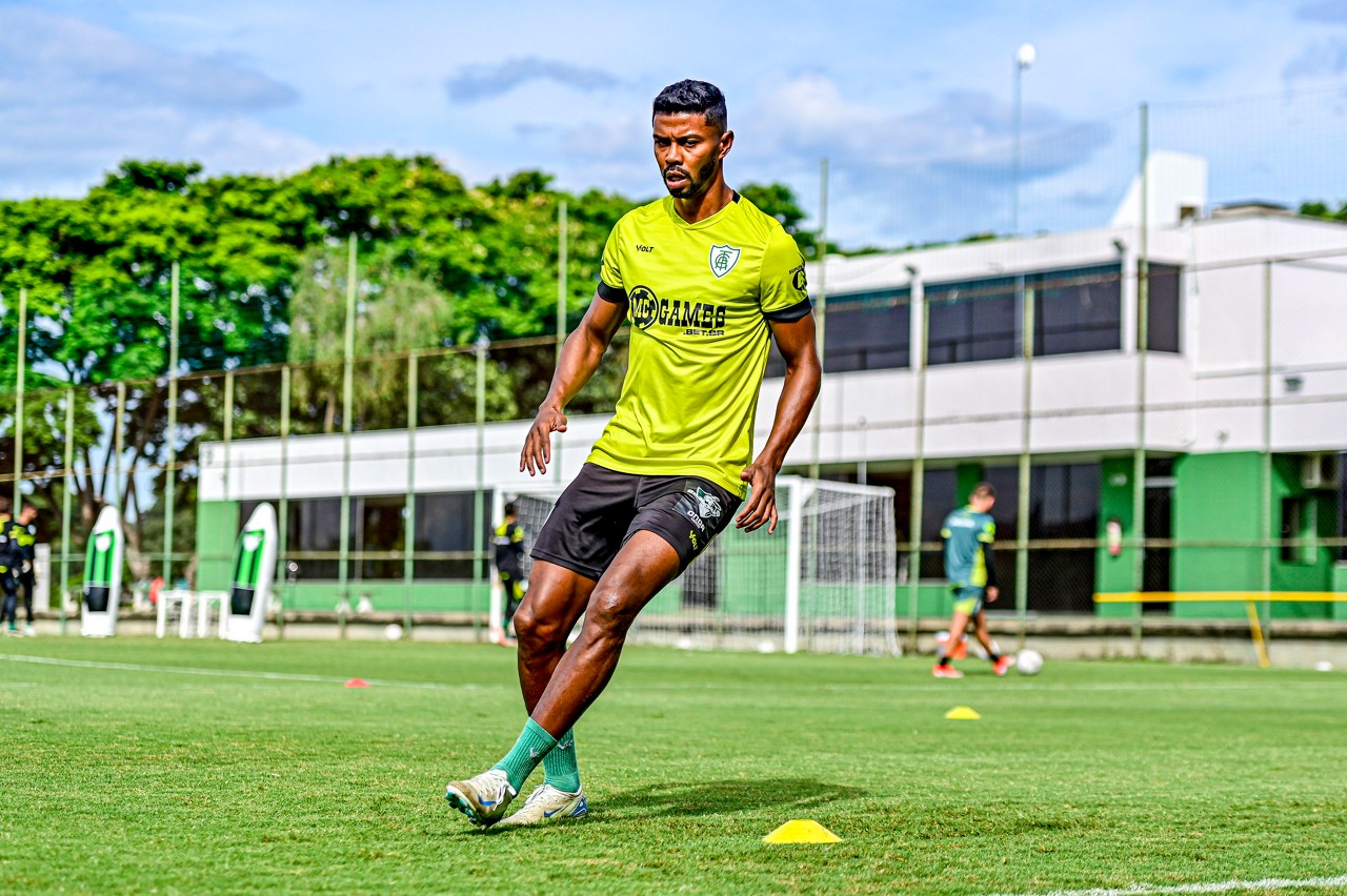 Ricardo Silva é um dos titulares absolutos do América