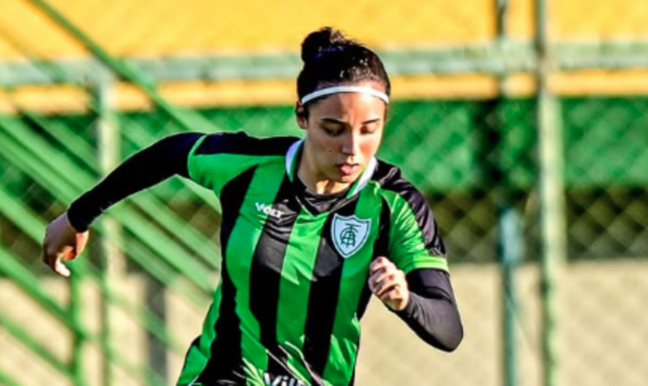 O time feminino do América subiu 3 posições na tabela após o triunfo deste domingo (27/4)