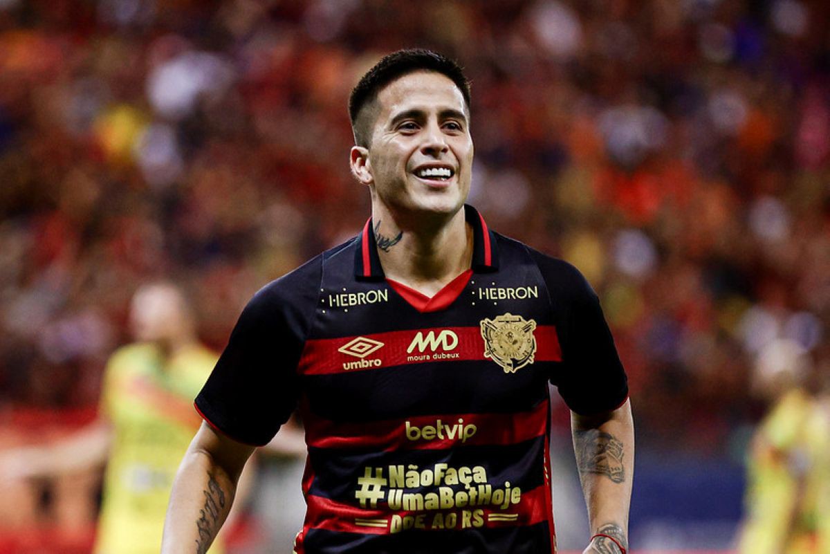 Titi Ortíz foi importante no Sport no ano passado, mas perdeu espaço na equipe pernambucana em 2025