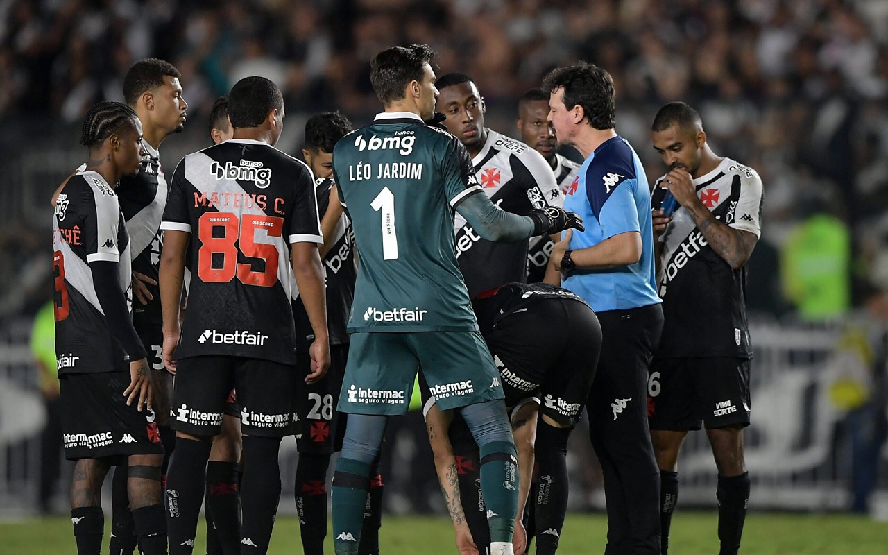 Vasco está nas oitavas da Copa do Brasil (Foto: Thiago Ribeiro/AGIF)