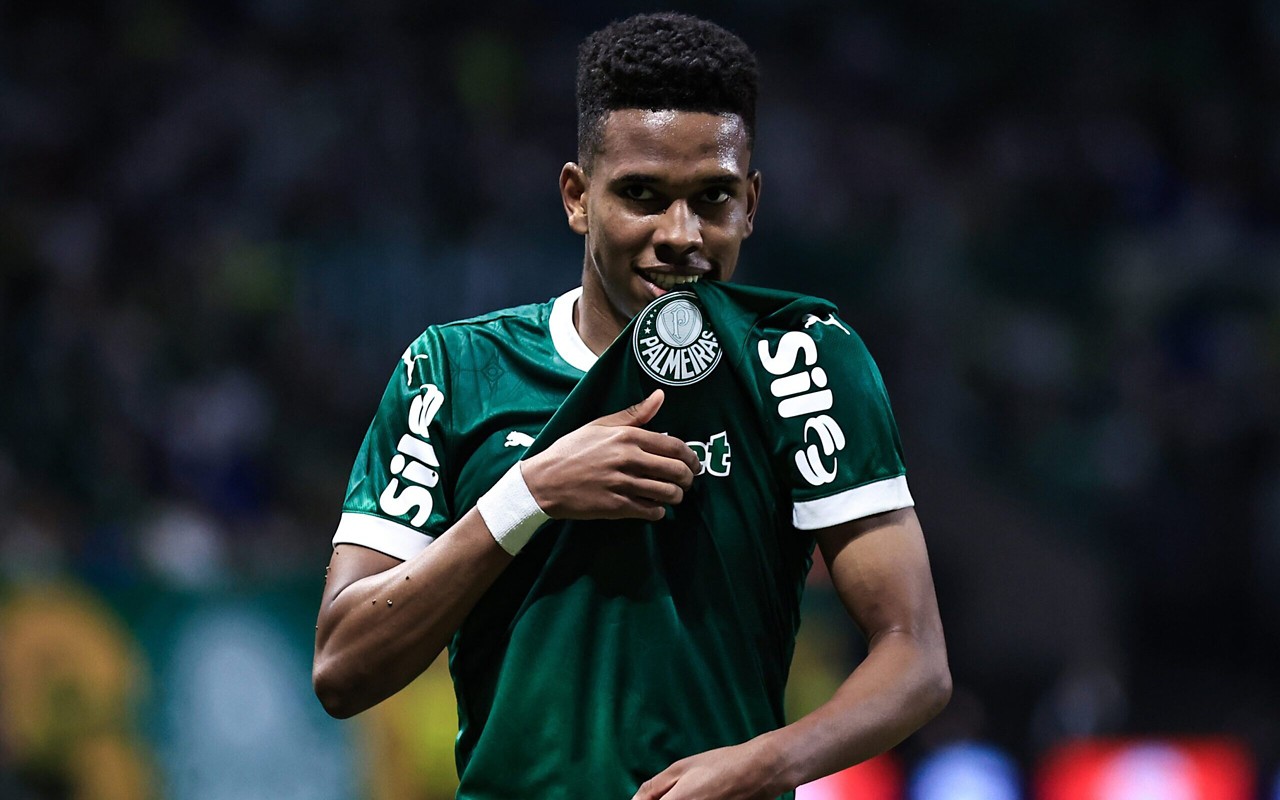 Estêvão, atacante do Palmeiras (Foto: Fabio Giannelli/AGIF)