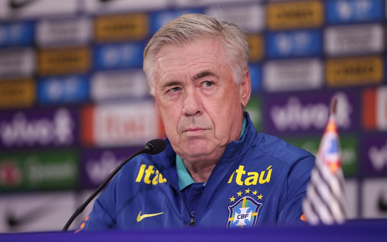 Ancelotti falou sobre negociação envolvendo Gerson (Foto: Ettore Chiereguini/AGIF)