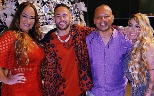 Família de Neymar atualmente (Foto: Reprodução / Instagram)