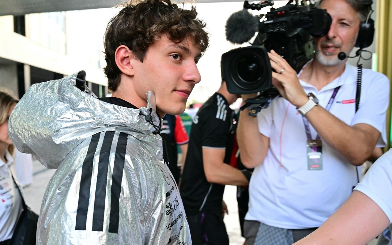 Antonelli revela desejo de vencer em Ímola, Mônaco e Interlagos por “ídolo Senna” (Foto: Reprodução/AFP)