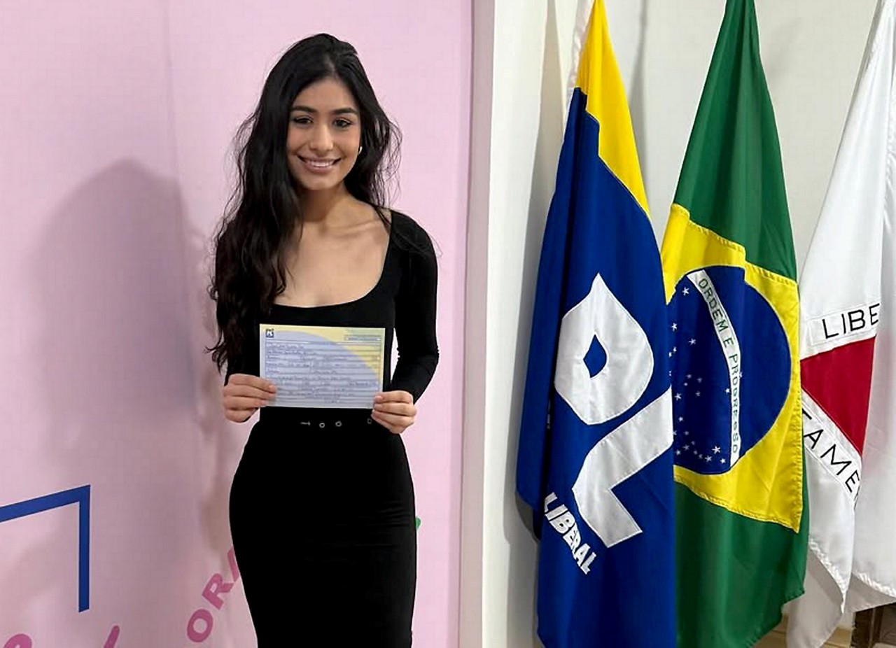 Ana Clara Teixeira Dias se filia ou PL, mas descarta concorrer a cargo político no momento