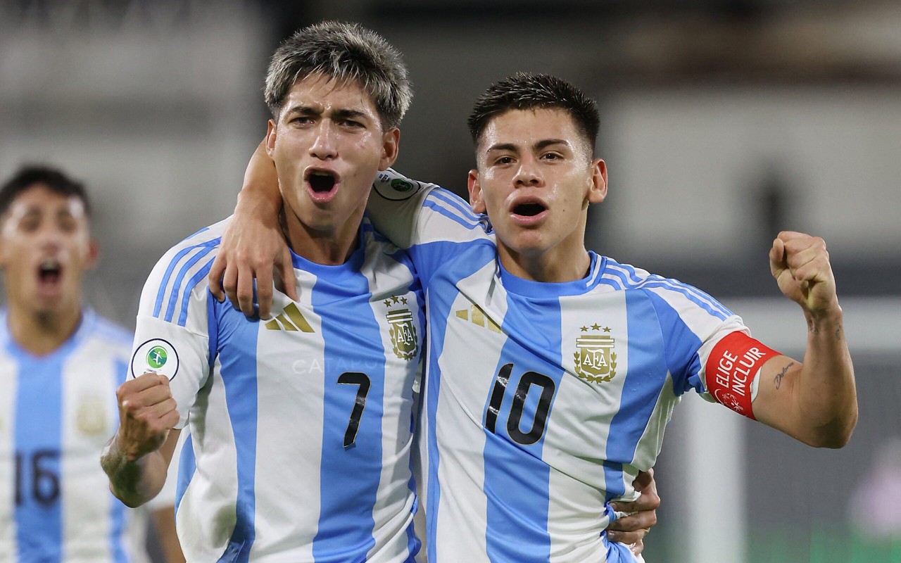 Argentina enfrenta a Colômbia no Sul-Americano Sub-20 (Foto: Edison GAMEZ / AFP)