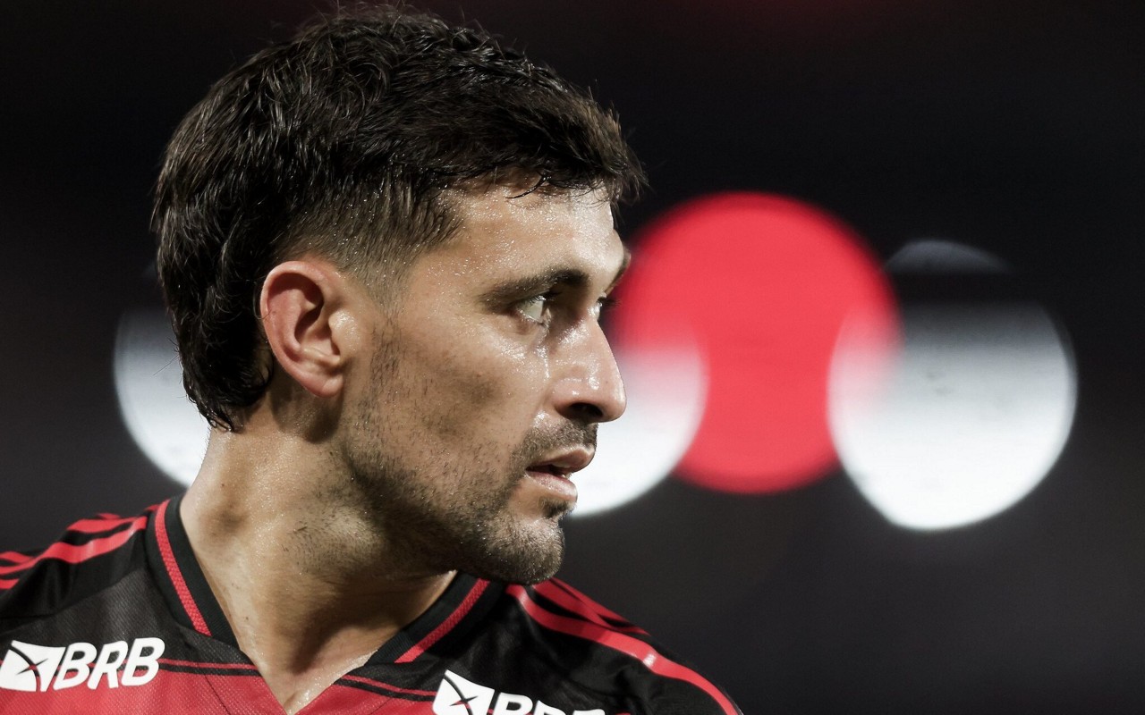 Arrascaeta em ação pelo Flamengo em goleada sobre o Vitória (Foto: Gilvan de Souza/Flamengo)
