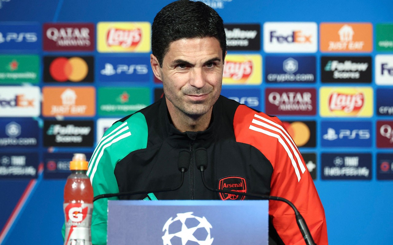 Mikel Arteta, do Arsenal, em coletiva pré-jogo (Foto: Franck Fife/AFP)
