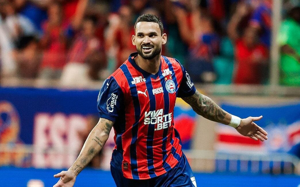Willian José comemora segundo gol contra o São Paulo (Foto: Rafael Rodrigues / EC Bahia)