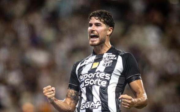 Pedro Raul em partida pelo Ceará (Foto: Divulgação)