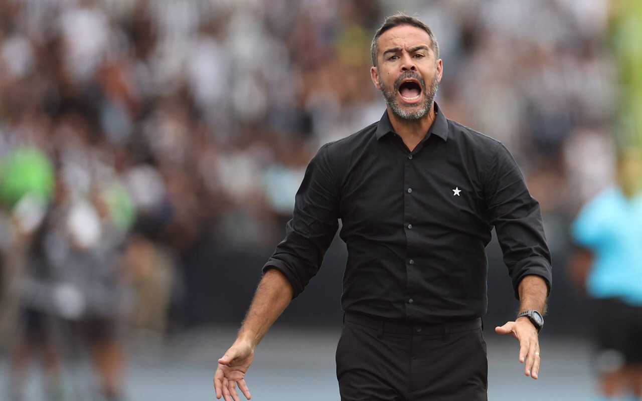 Artur Jorge comandou o Botafogo em 2024 (Foto: Vitor Silva/Botafogo)