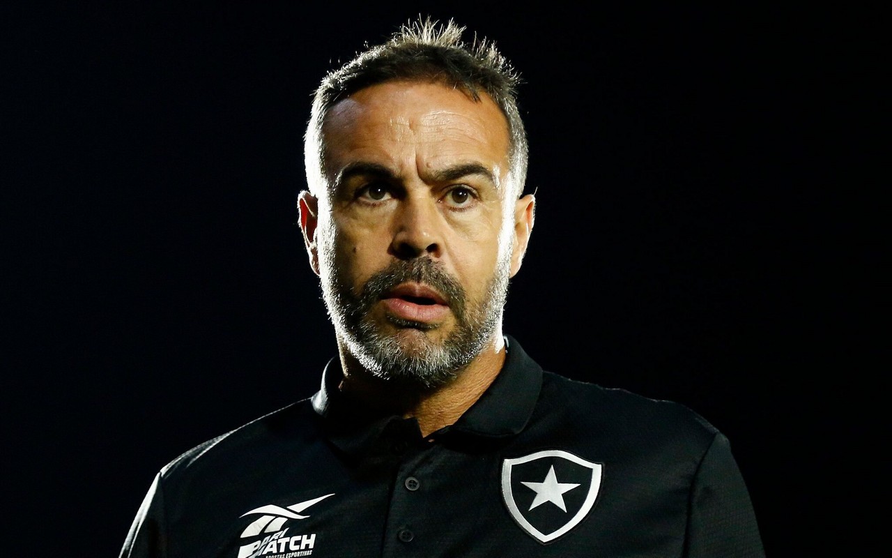 Ex-técnico do Botafogo, Artur Jorge fala sobre trabalho no futebol brasileiro (Foto: Vitor Silva/Botafogo)