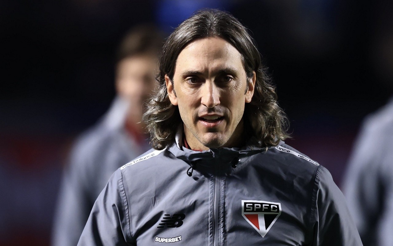 Zubeldía fala após jogo do Tricolor (Foto: Marcello Zambrana/AGIF)