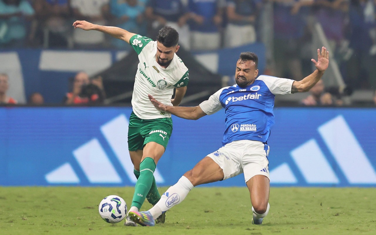 Palmeiras e Cruzeiro são clubes que mostram o cenário de rivalidade de investimentos entre SAFs e associações